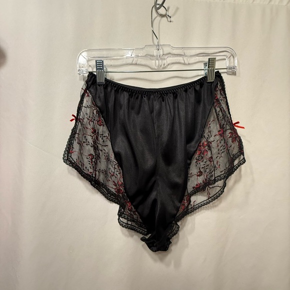 Best form Lace Black & Red Lingerie Shorts - Picture 2 of 5